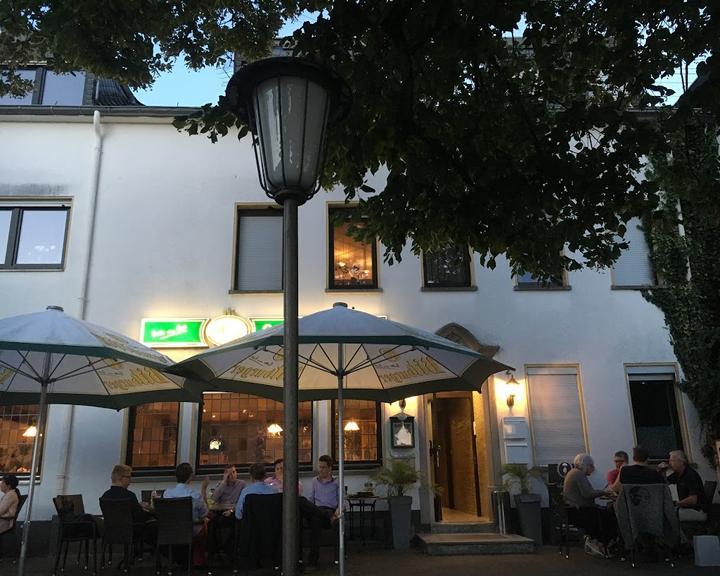 Bund. Das Tarforster Wirtshaus